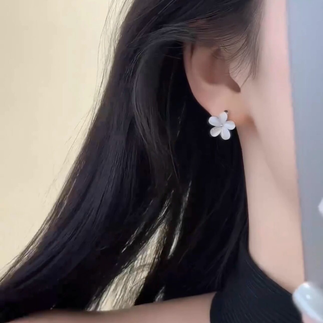 MEILAIFUREN高端定制轻奢花朵耳环韩版风百搭s925银针防过敏耳饰