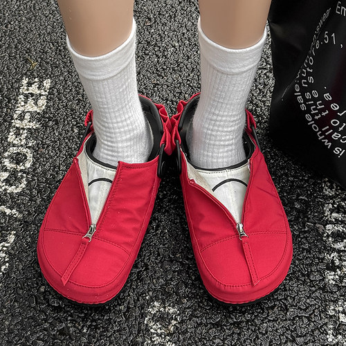 红色沙滩鞋轻便防水两用拖鞋凉鞋