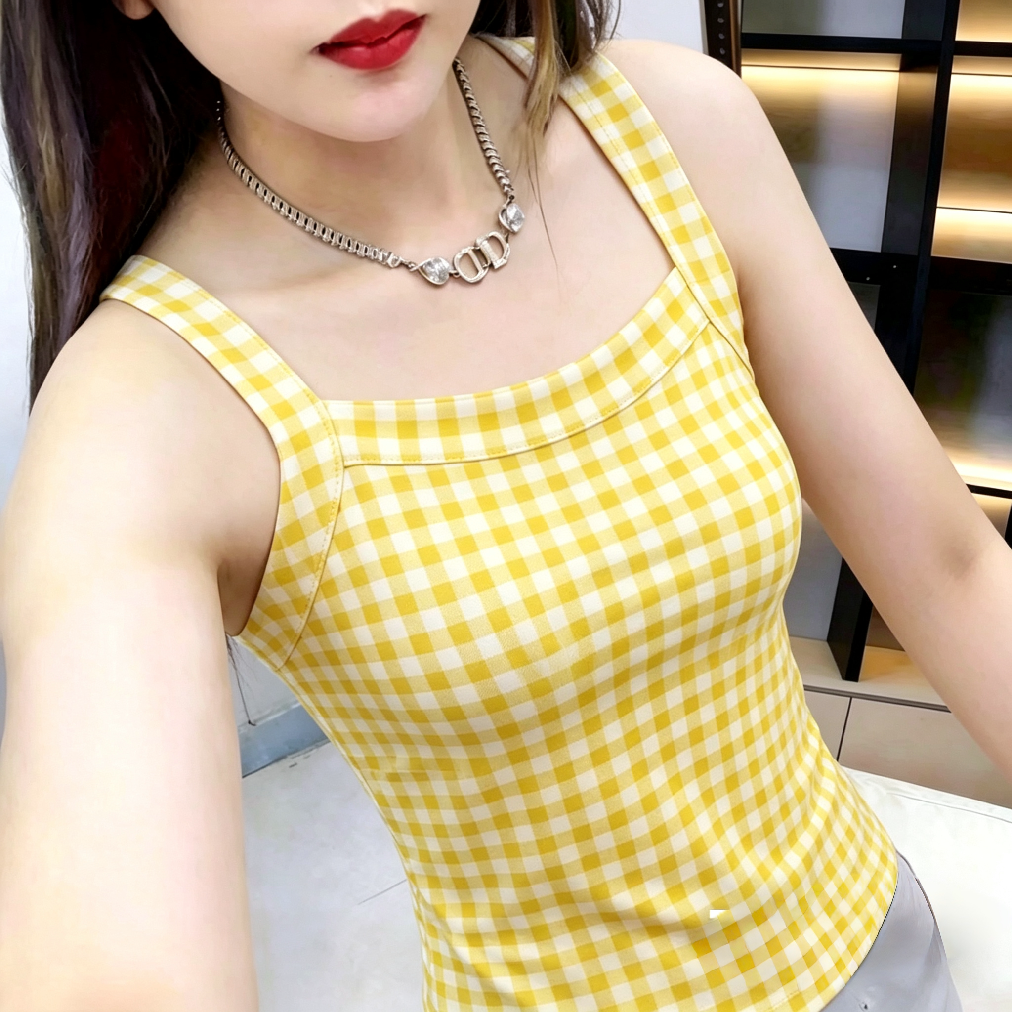 夏季新款简约时尚潮流百搭冰凉吊带背心女装无袖内搭打底上衣个性