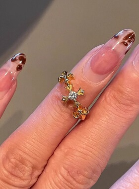 网红热销款十字鸢尾花戒指女复古轻奢高级感锆石开口指环女友礼物