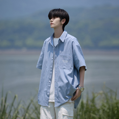 二更蓝色竖条纹短袖衬衫男夏季薄款宽松廓形复古潮流休闲男生衬衣