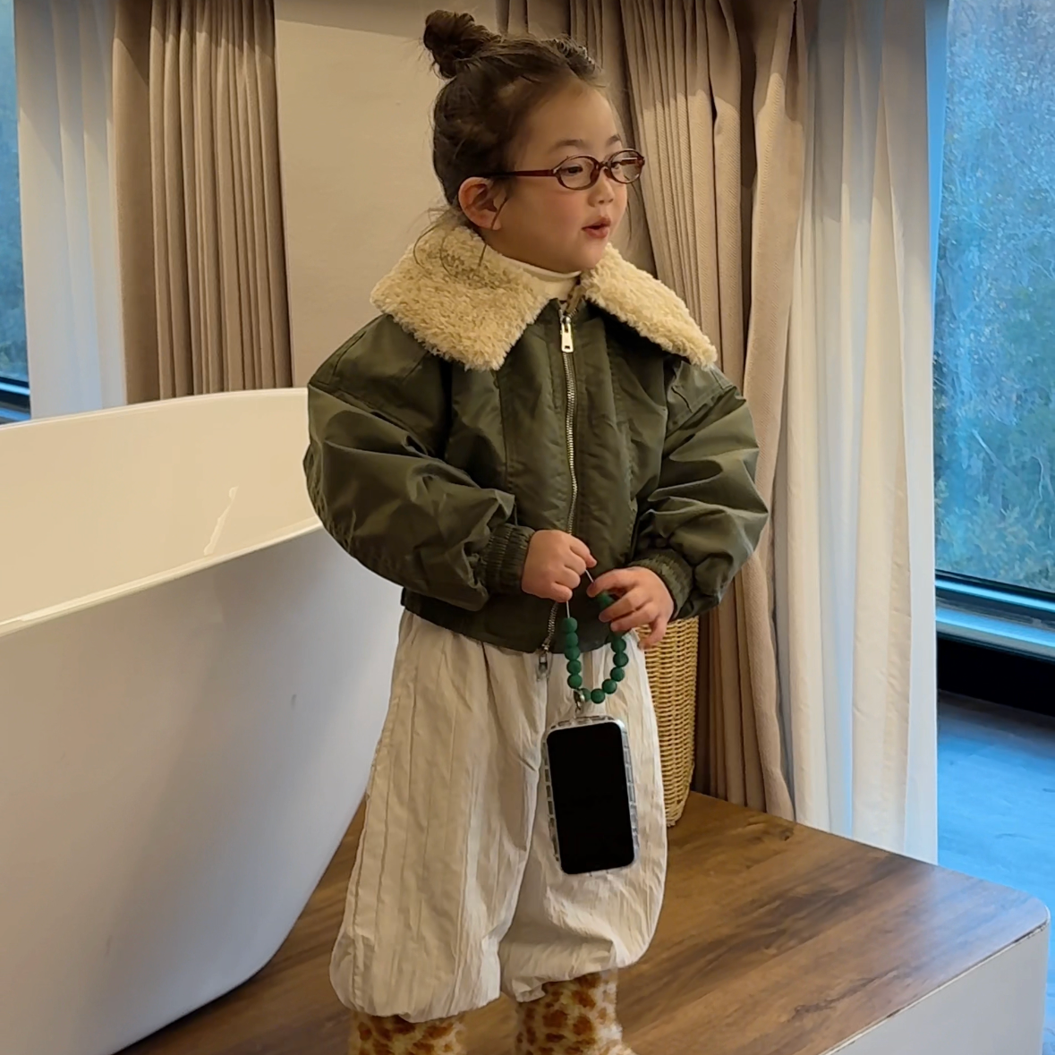 女童翻领棉服飞行员夹克加厚