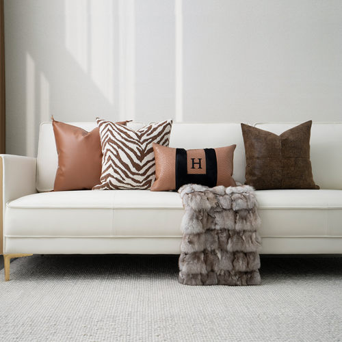 元熙壹品【轻奢】皮革抱枕高级感样板间靠垫简约兔毛沙发客厅靠枕
