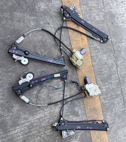 奔驰W164W166 ML500 350 GL450 GL300玻璃升降器支架总成马达汽配