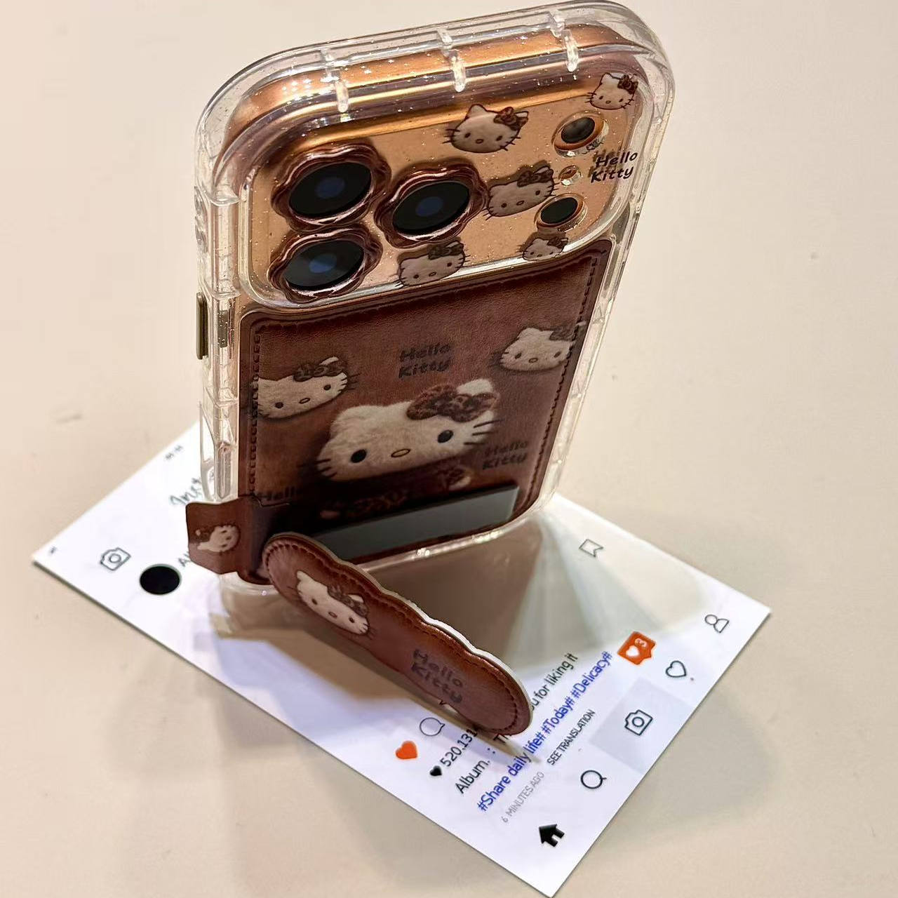 秋冬季棕底围巾猫咪折叠支架适用苹果17promax手机壳iphone16新款15pro女款14pm全包保护壳