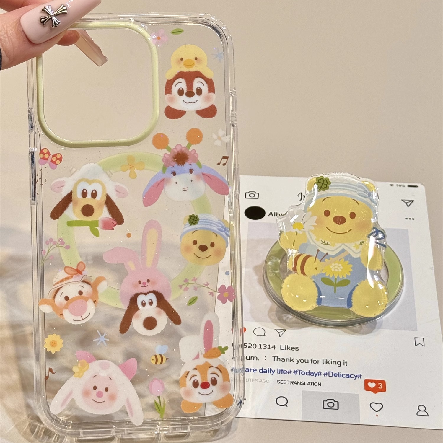 软萌卡通可爱花朵维尼熊皮杰猪磁吸支架适用苹果16promax手机壳iphone15新款14pro女款13pm全包保护壳