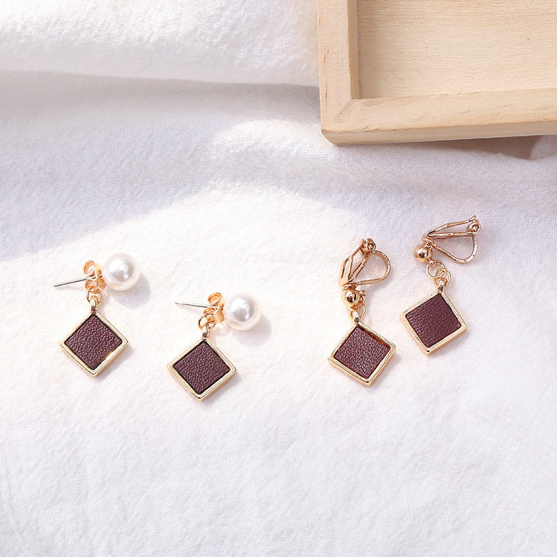 the republic of korea Retro Pearl Earrings wholesale Simplicity temperament personality Ear Studs No pierced ears Ear clip Cold Earringsin the Accessories/Fashion Jewelry, Earring , Earring  category - from Buy2taobao.com to provide professional Taobao agent buy service
