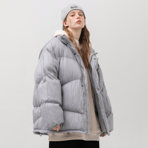 模特图 MY105 冬季新款褶皱不规则绗线棉服 P170 控价229图片
