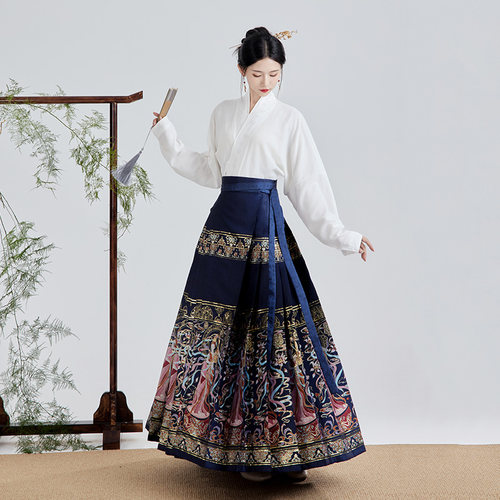 新中式改良飞天法女马面裙套装