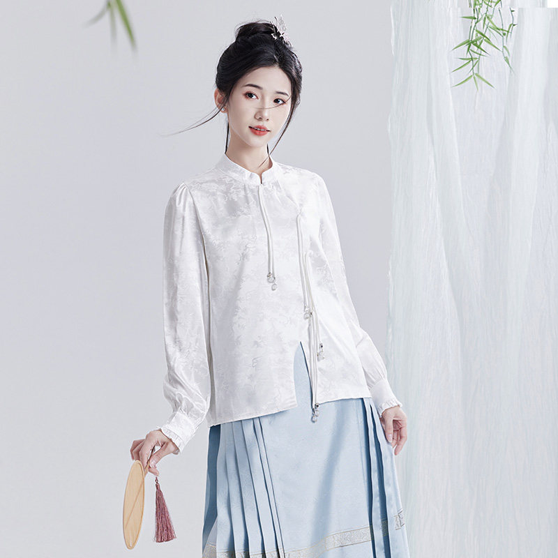 新中式马面裙明制盘扣白色上衣女图片