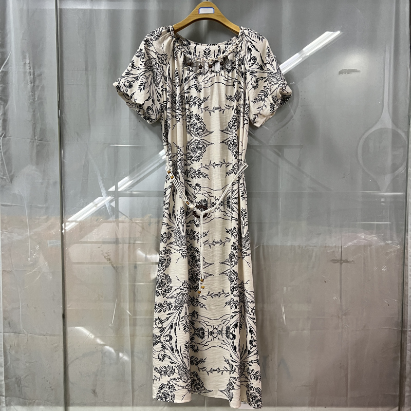 朵A25XL756商场专卖2025夏时尚新品女装泡泡袖印花显瘦腰带连衣裙