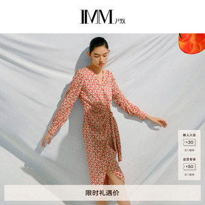 商场同款 IMM尹默女装桑蚕丝风筝骨架收腰褶皱连衣裙 IWEC50025