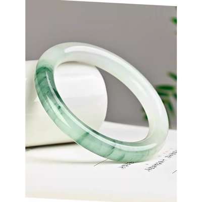 新疆冰种飘花半山半水玉手镯