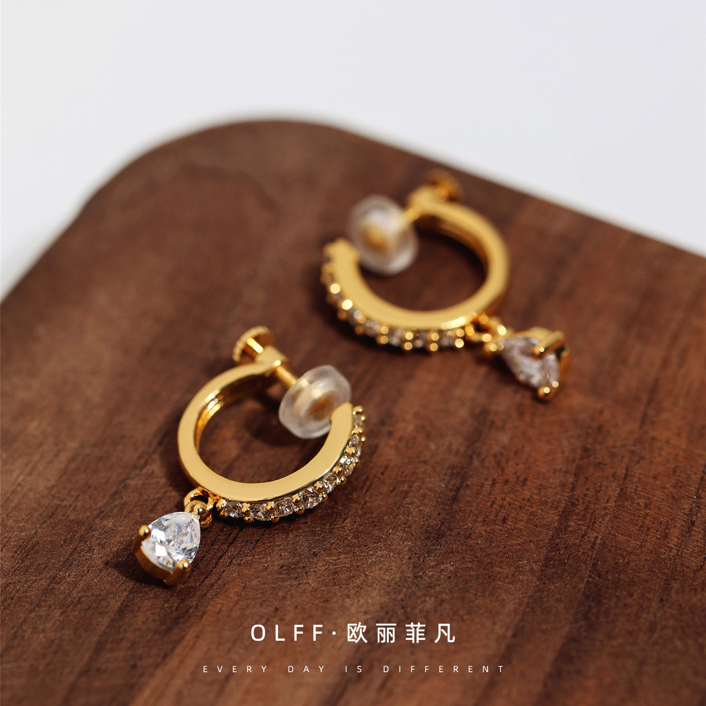无痛耳夹轻奢闪锆水滴小耳圈