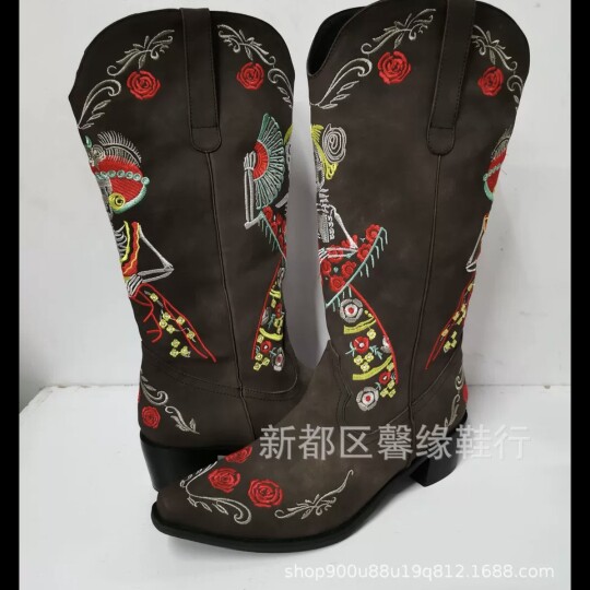 2023新款大码欧美刺绣花朵骷髅头粗跟西部靴套筒皮靴女网红骑士靴