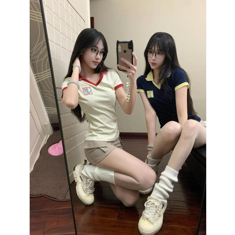 学院风撞色V领正肩修身短袖t恤女夏季新款甜辣妹收腰显瘦短款上衣