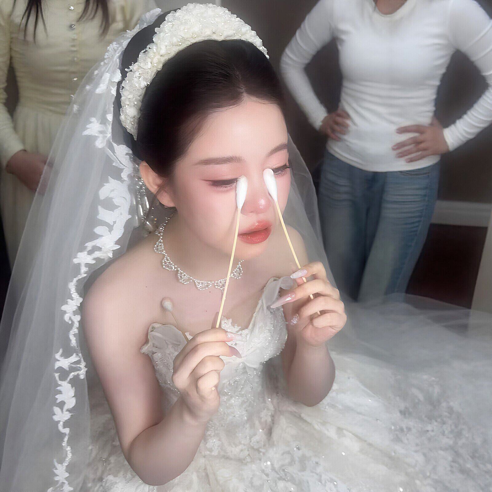 不脱妆神器!新娘婚礼擦