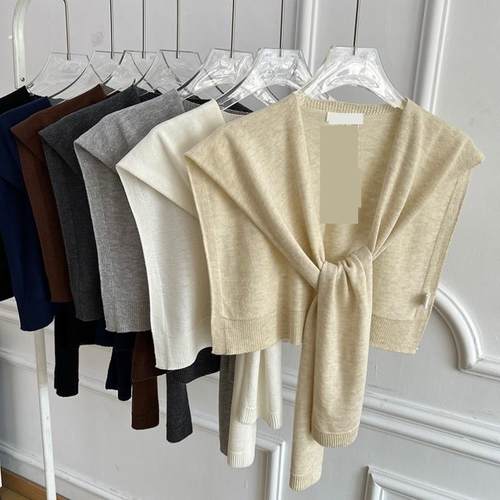 百搭四季薄款纯色外搭法式小披肩女装饰坎肩高级感含羊毛针织搭肩