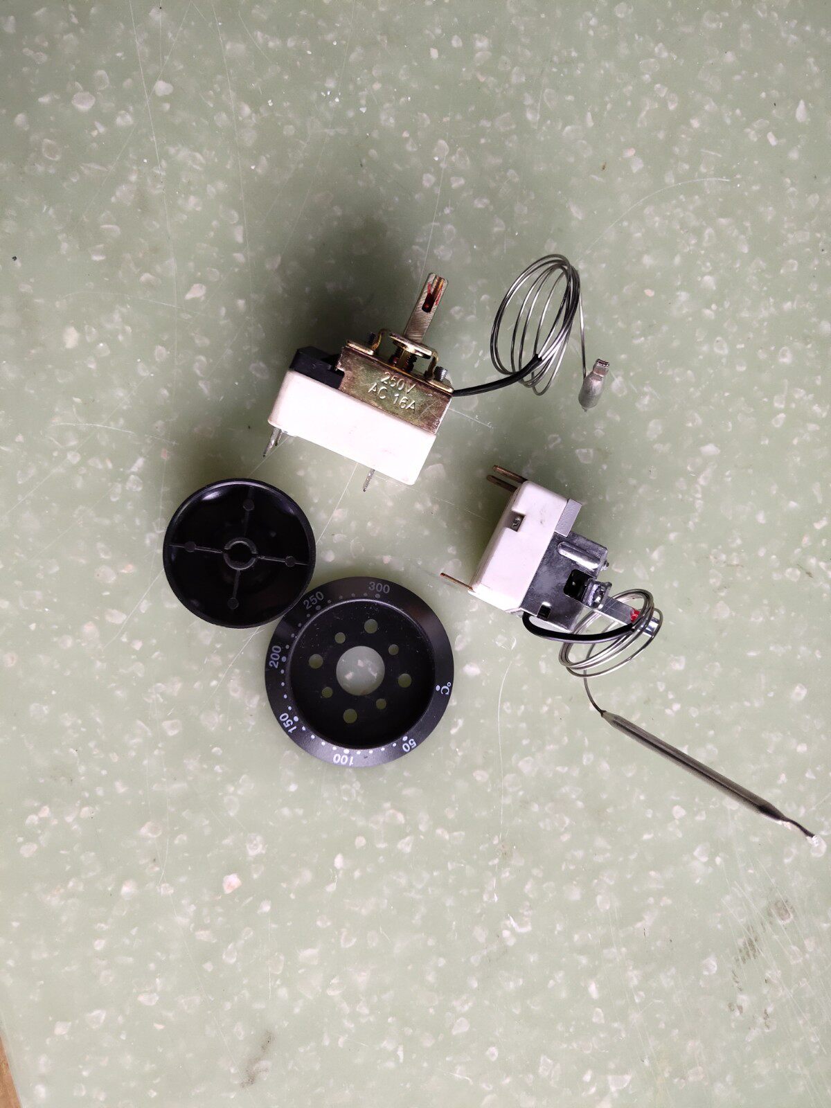 상업용 전기 팬케이크 기계 온도 조절기 0-300 압력 유형 온도 조절 팬케이크 오븐 전자기 숟가락 온도 조절 밸브