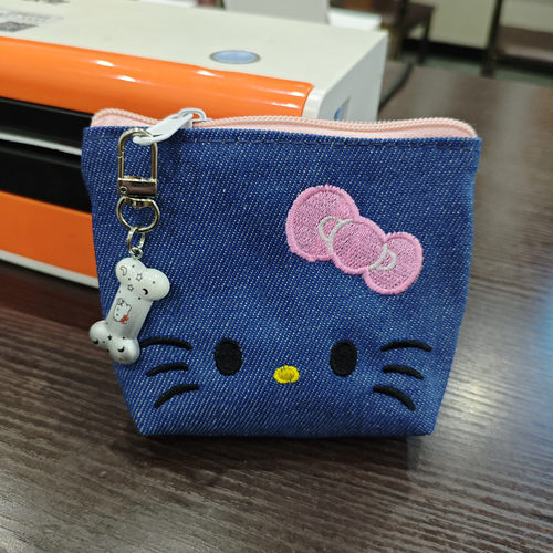 化妆包收纳包kitty刺绣零钱包便携学生外出随身包高颜值耳机杂物