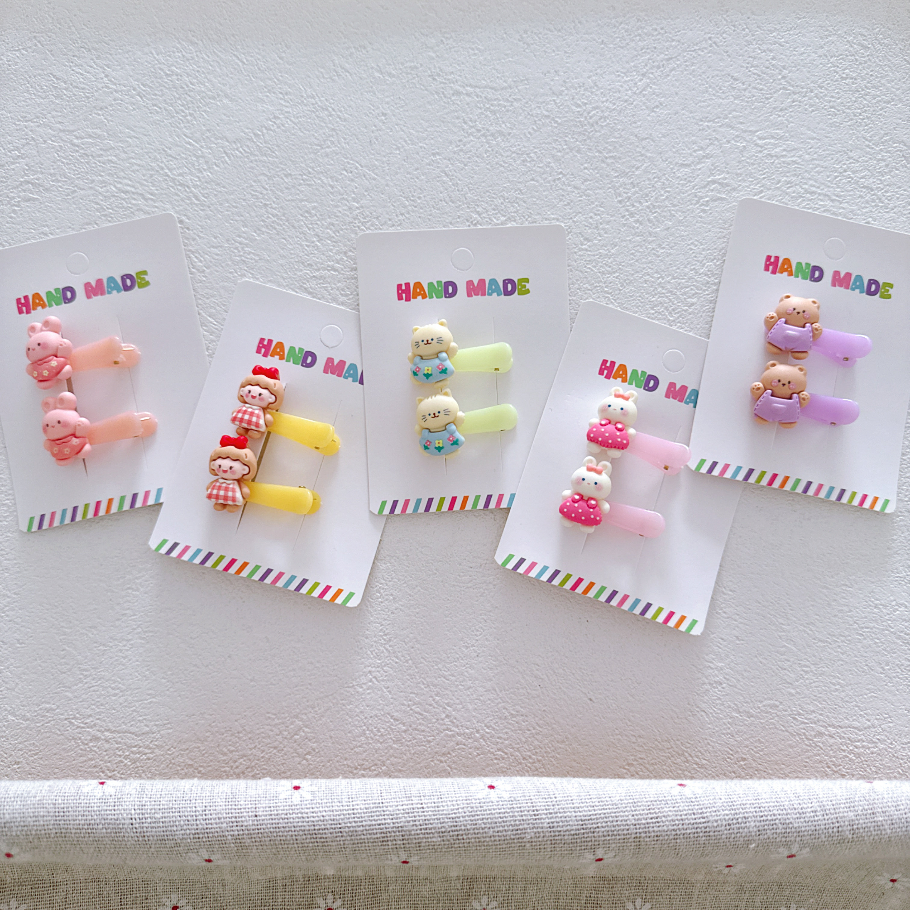 儿童发饰女孩头饰可爱树脂小熊兔子猫咪塑料小发夹宝宝刘海碎发夹