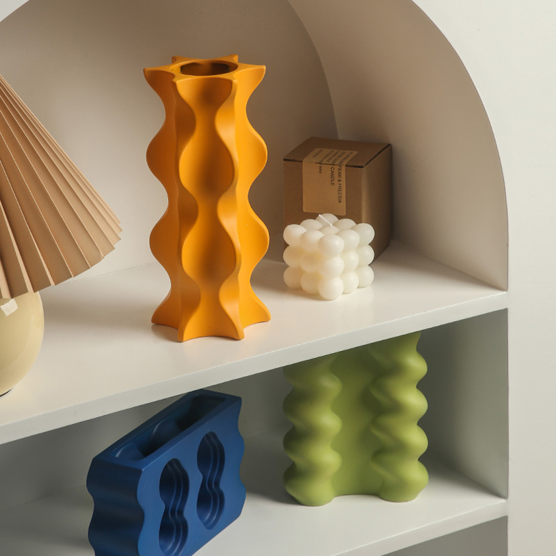 韩国克莱因蓝色小众客厅摆件陶瓷