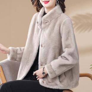 小个子妈妈秋冬装皮草外套时尚中老年女士新款水貂绒皮毛一体大衣