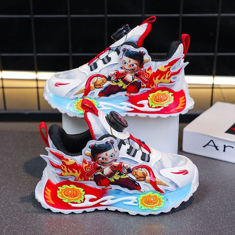 哪吒童鞋男童运动鞋春秋季2026新款网面透气儿童休闲跑步鞋中大童