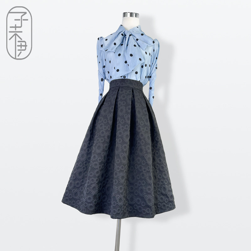 子未伊 百搭洋气暗花纹春秋高腰赫本蓬蓬裙半身裙洋气爆款可定制