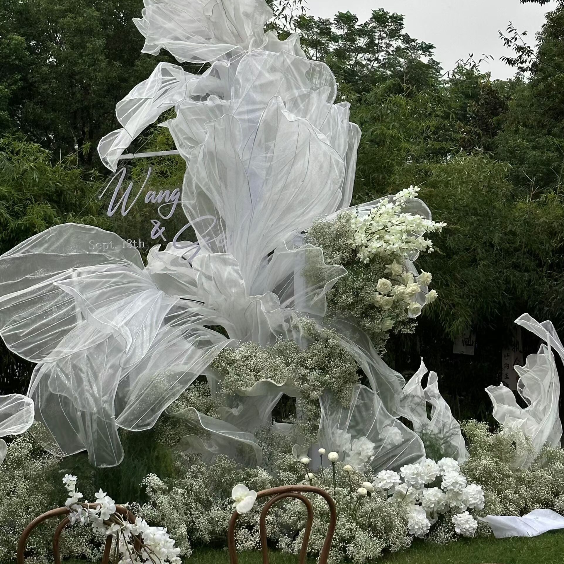 纱艺飘带欧根纱造型艺术装置