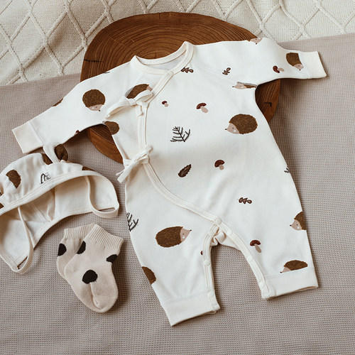 婴儿连体衣春秋长袖系带衣服满月