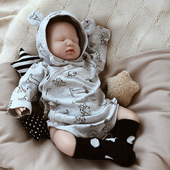 婴姿新生婴儿包屁衣满月宝宝连体衣服灰春秋款 潮 三角哈衣a类套装