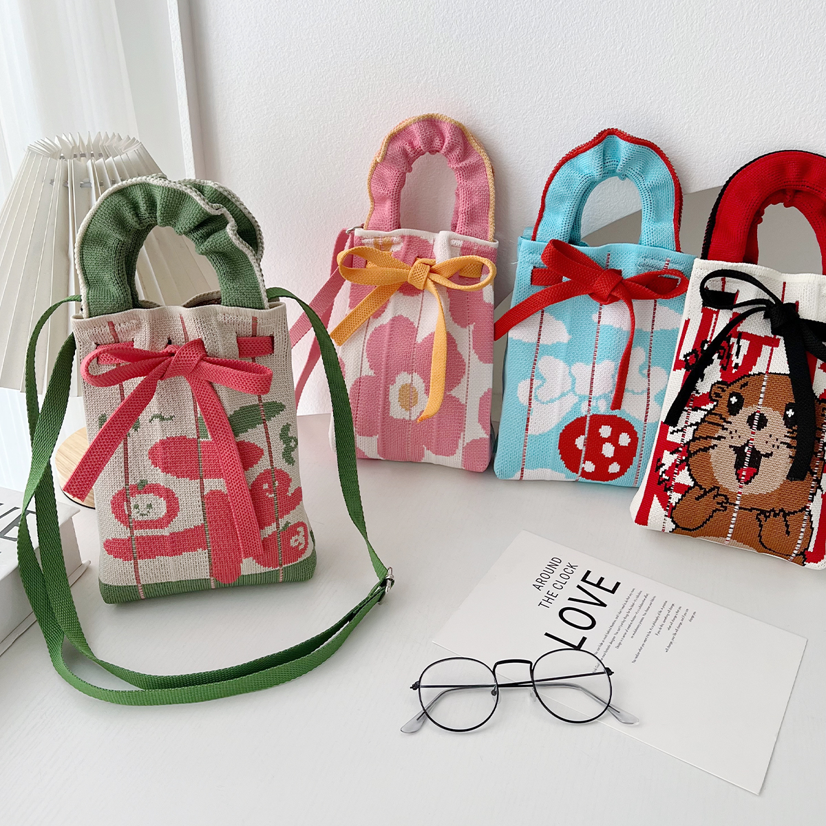 2025新款小众设计针织手提包女大容量时尚斜挎包轻奢高级感水桶包