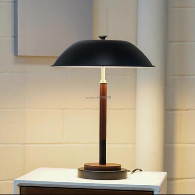 工厂直销Sirius 黑色伞形台灯 中古样板间客厅卧室床头锅盖灯酒店