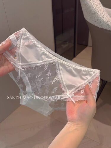 2026新款纯欲性感镂空蝴蝶提花蕾丝冰丝内裤女桑蚕丝裆中腰三角裤