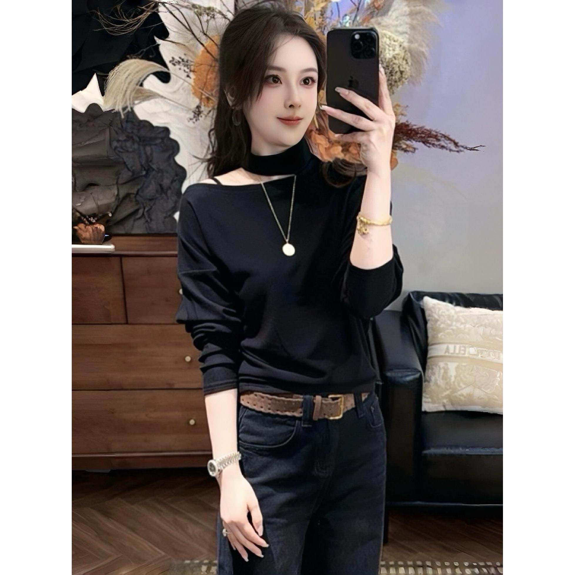 韩系时尚减龄挂脖露肩长袖T恤女秋冬纯欲风修身显瘦磨毛打底上衣,女装/女士精品,T恤,淘宝优惠券,粉丝福利购,淘宝优惠卷