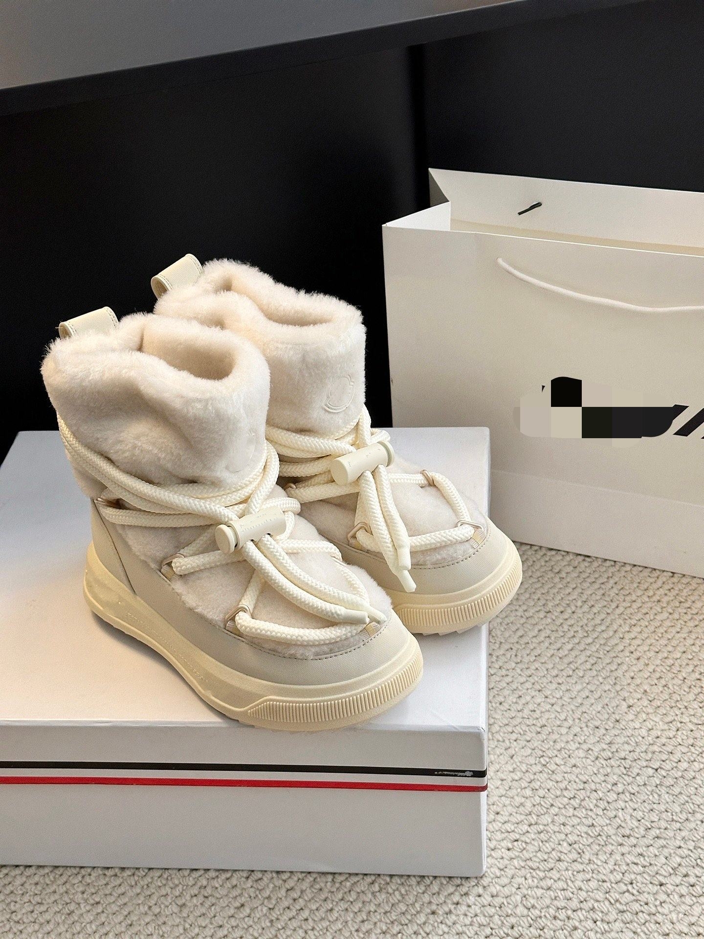 网红真皮羊毛毛保暖厚底雪地靴女25新款绑带显腿长时尚短靴大棉鞋