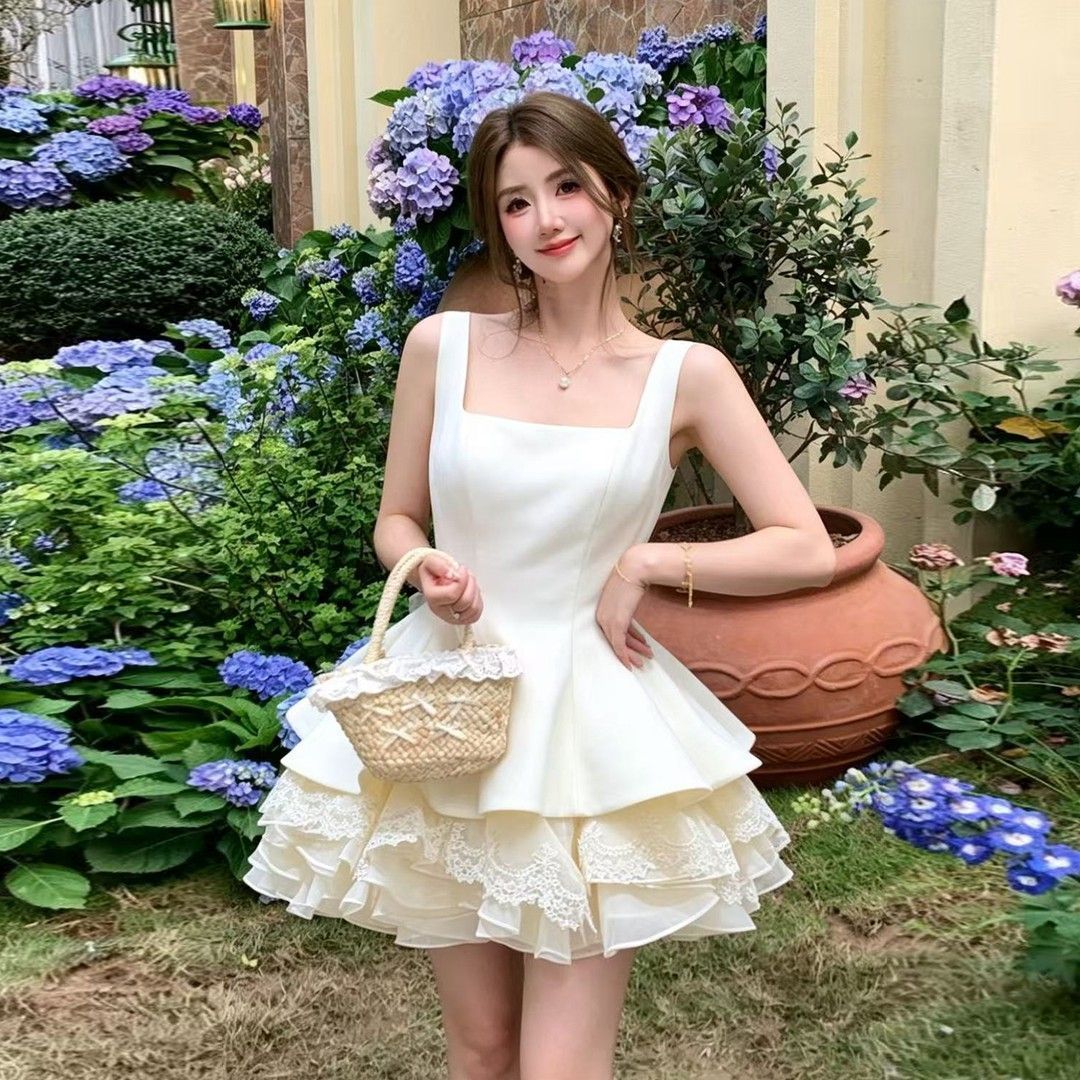甜美千金风网纱拼接无袖