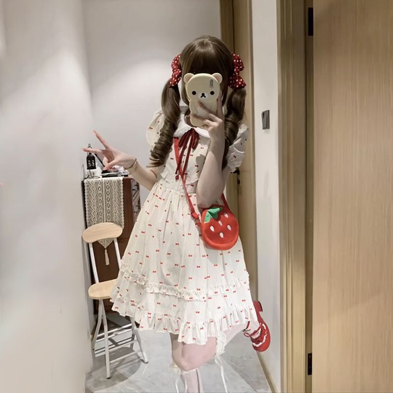 日系少女感可爱风娃娃领