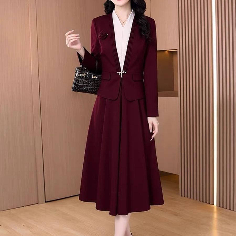 高档精纺长袖外套内搭连衣裙两件套女2025秋冬款气质减龄套装裙子
