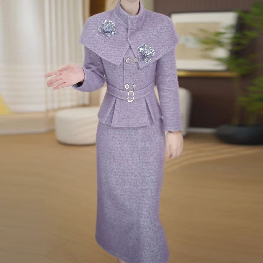 精致斗篷+小衫搭半身裙女2025秋冬季修身显瘦减龄遮肚中长款套装