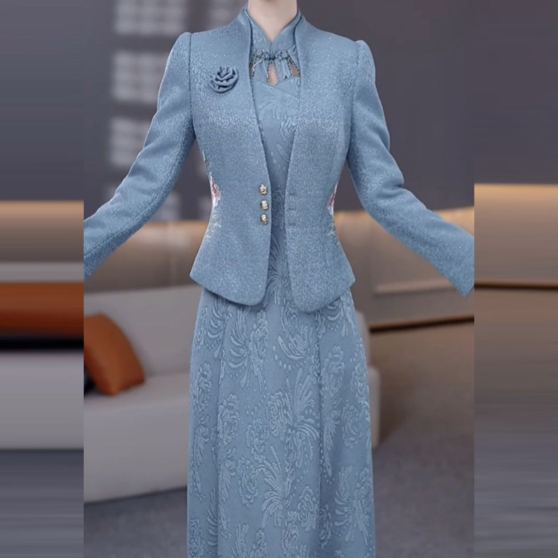 新中式高端洋气两件套女2025秋冬新款显瘦遮肉外套连衣裙时尚套装