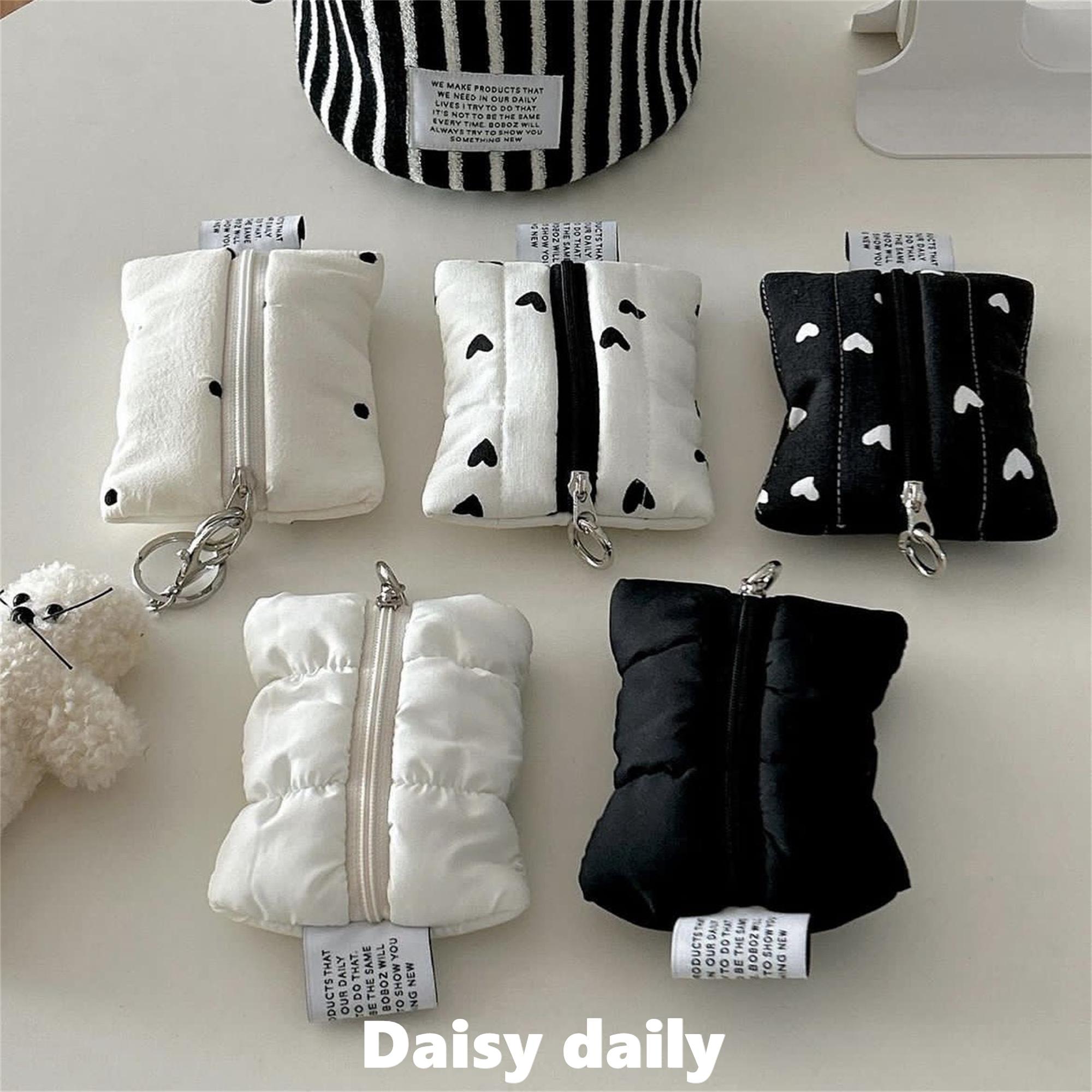 ins设计师款云朵零钱包迷你小众简约棉服耳机包手拿包装饰包小包