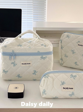 好可爱!原创奶蓝色蝴蝶结化妆包便携旅行大容量化妆品收纳包拉链