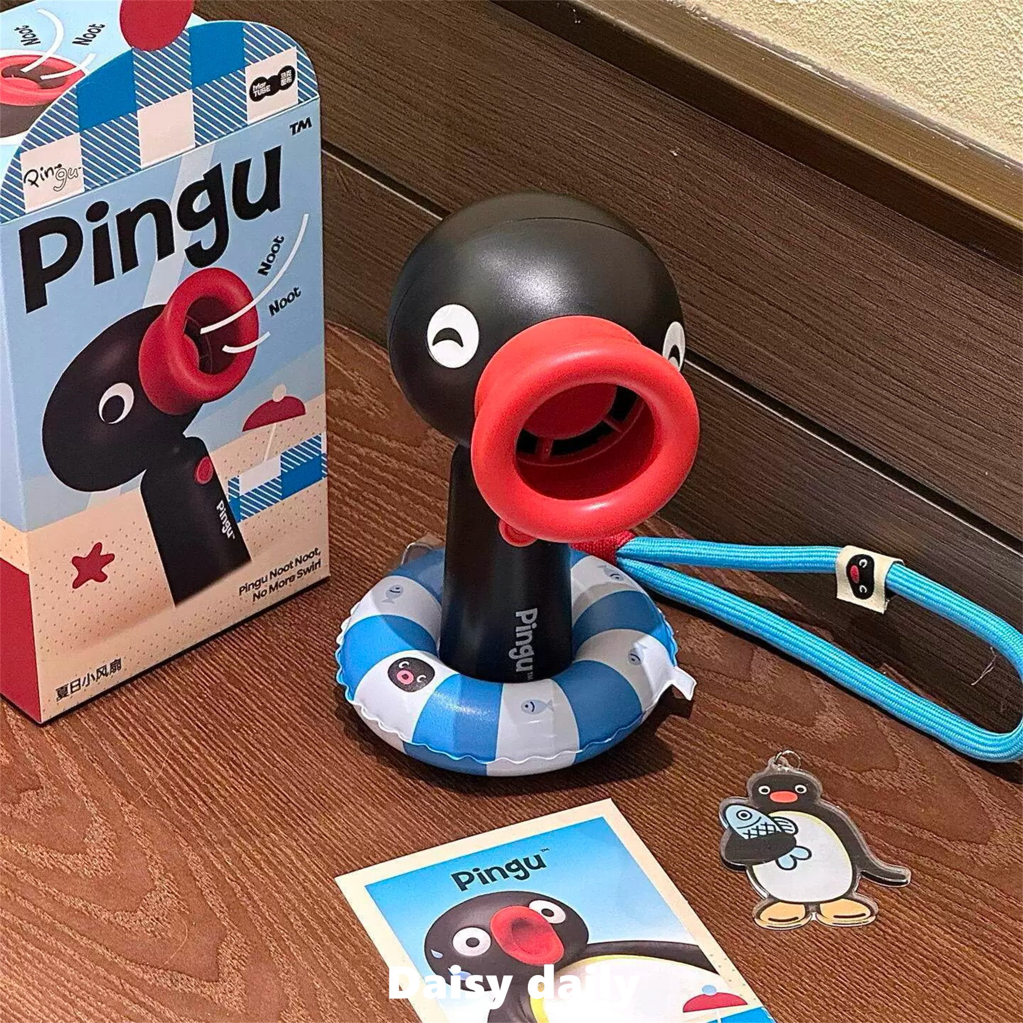企鹅Pingu小风扇生日礼物女生闺蜜毕业高级创意实用迷你手持扇图片