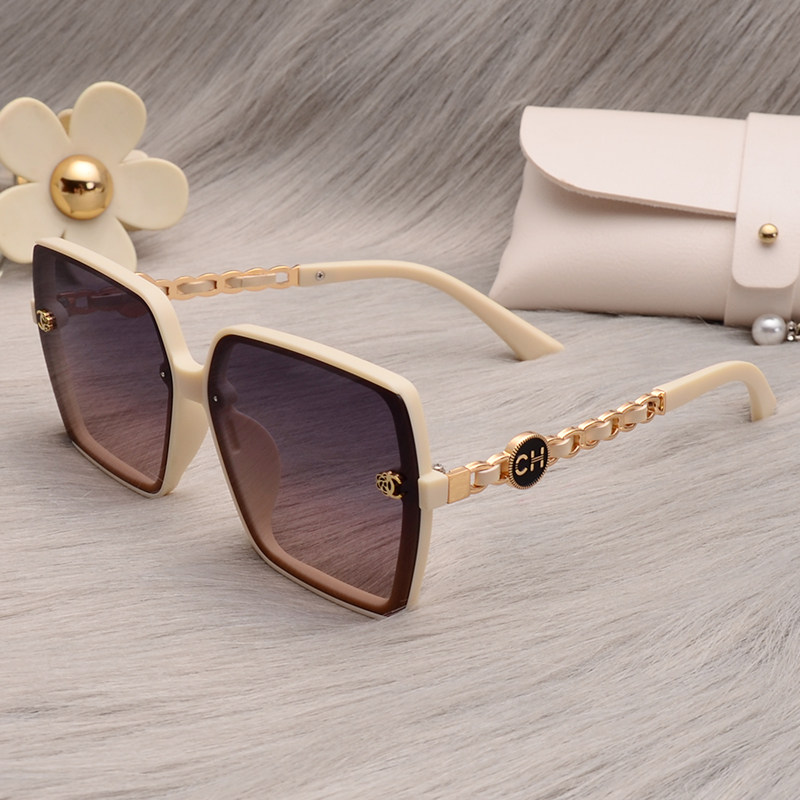 链条墨镜女潮韩版复古山茶花方形遮阳偏光太阳镜网红街拍防晒白色