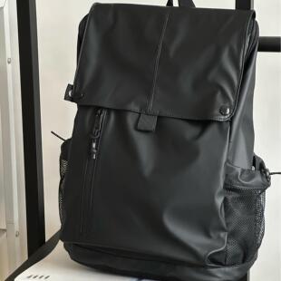 防水皮膜双肩包中性风户外运动旅行背包大容量休闲学生书包电脑包