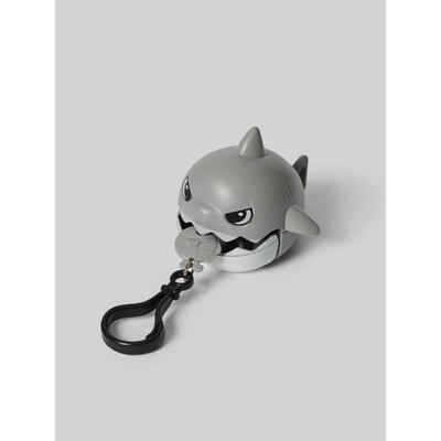 “无聊玩一个拉线就会动的小鲨鱼”创意解压男孩咬牙小玩具