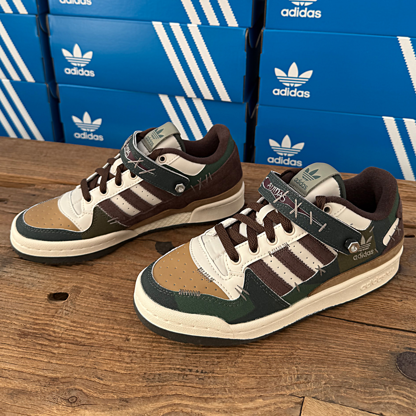 FORUM秋冬款三叶草板鞋