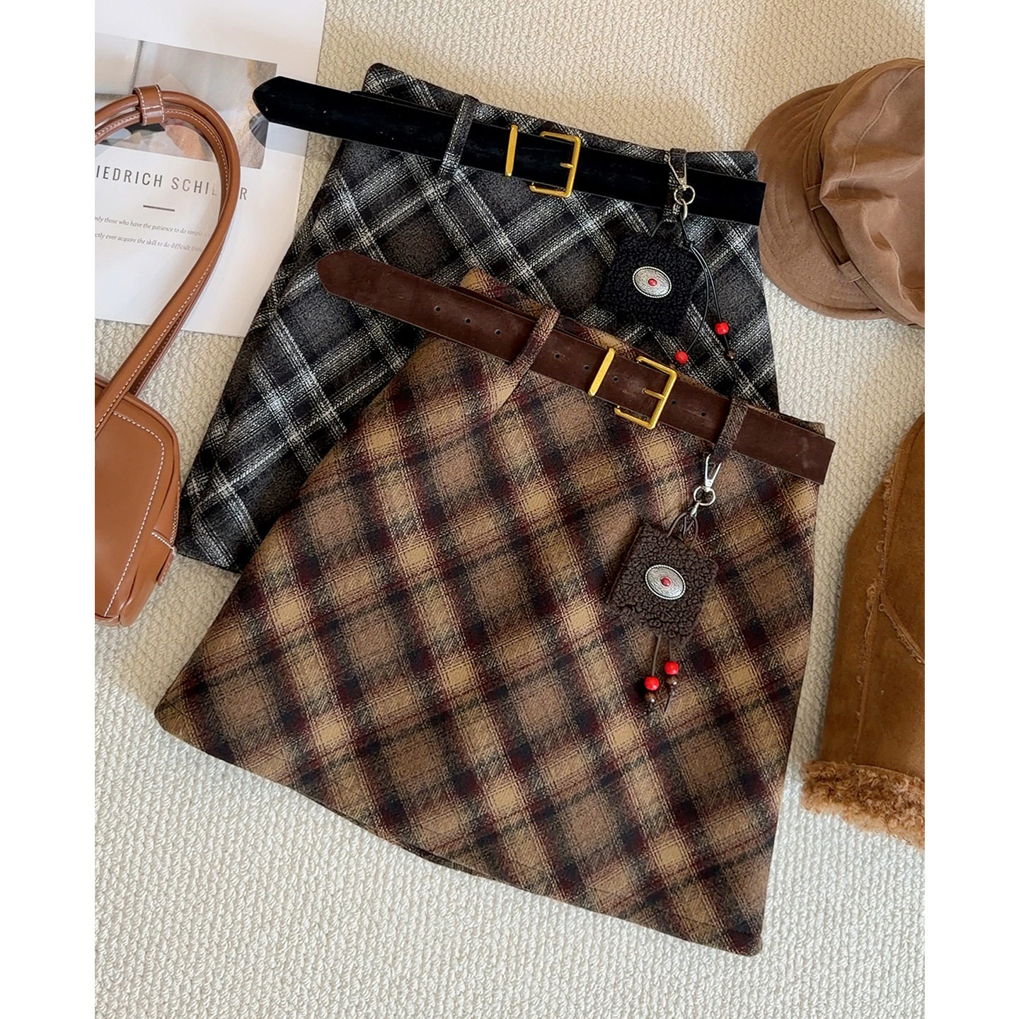 圣诞节氛围感气质毛呢格子半身裙女秋冬高腰显瘦防走光a字包臀裙